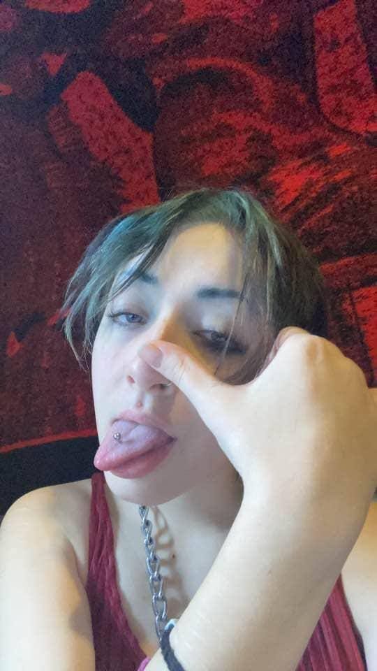 Hi guys💋✦️🖐✦💋. My name is lucy   ,I live alone in my home, an appointment time in a low rate including 💋 💦. 👅Dgoggy Style/👅69 - Image 2